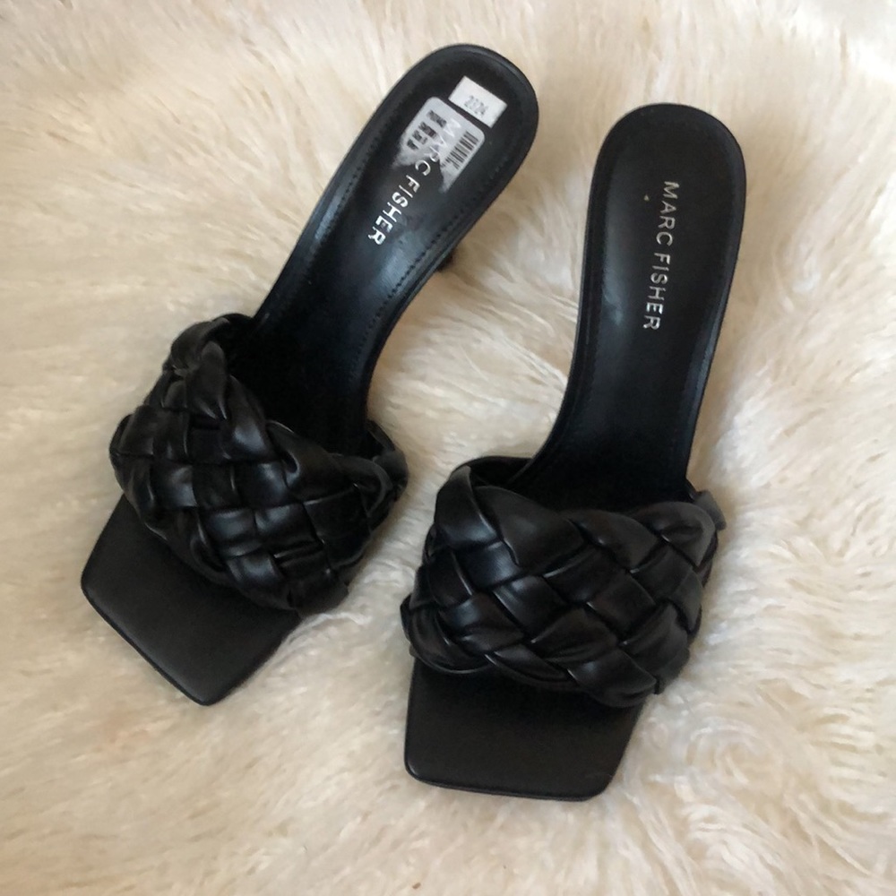 Marc Fisher Brizo Heeled Sandal Black MSRP $89 - Picture 2 of 15